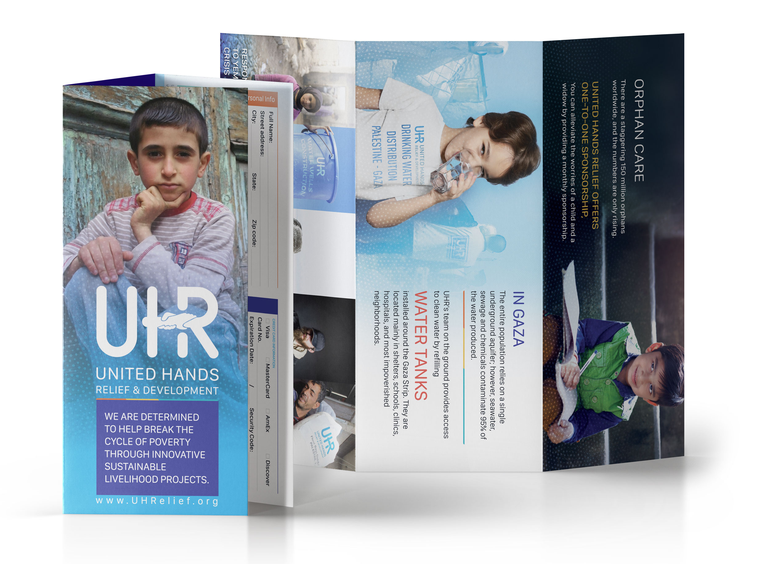 UHR-brochure-Display